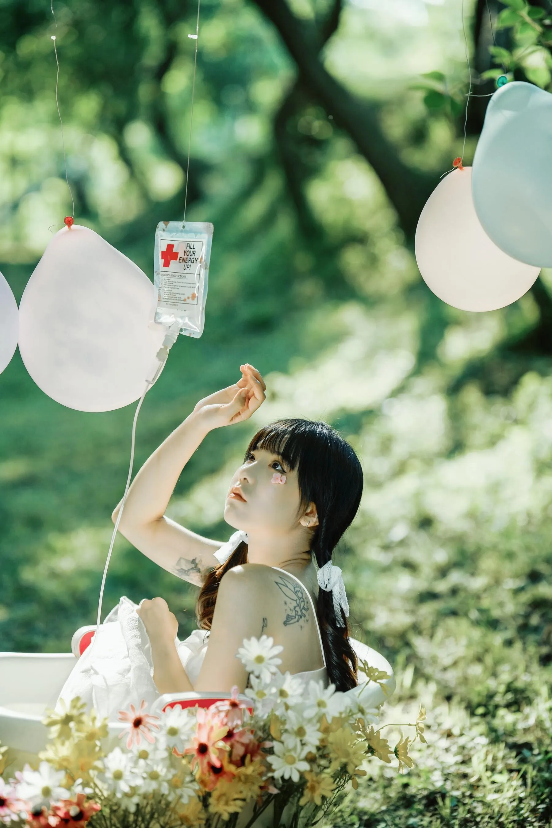 [艺图语] 2022.06.19 想你的液 依依 [25P]插图1